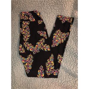 Lularoe - Brand New Vintage Mosaic Feather OS